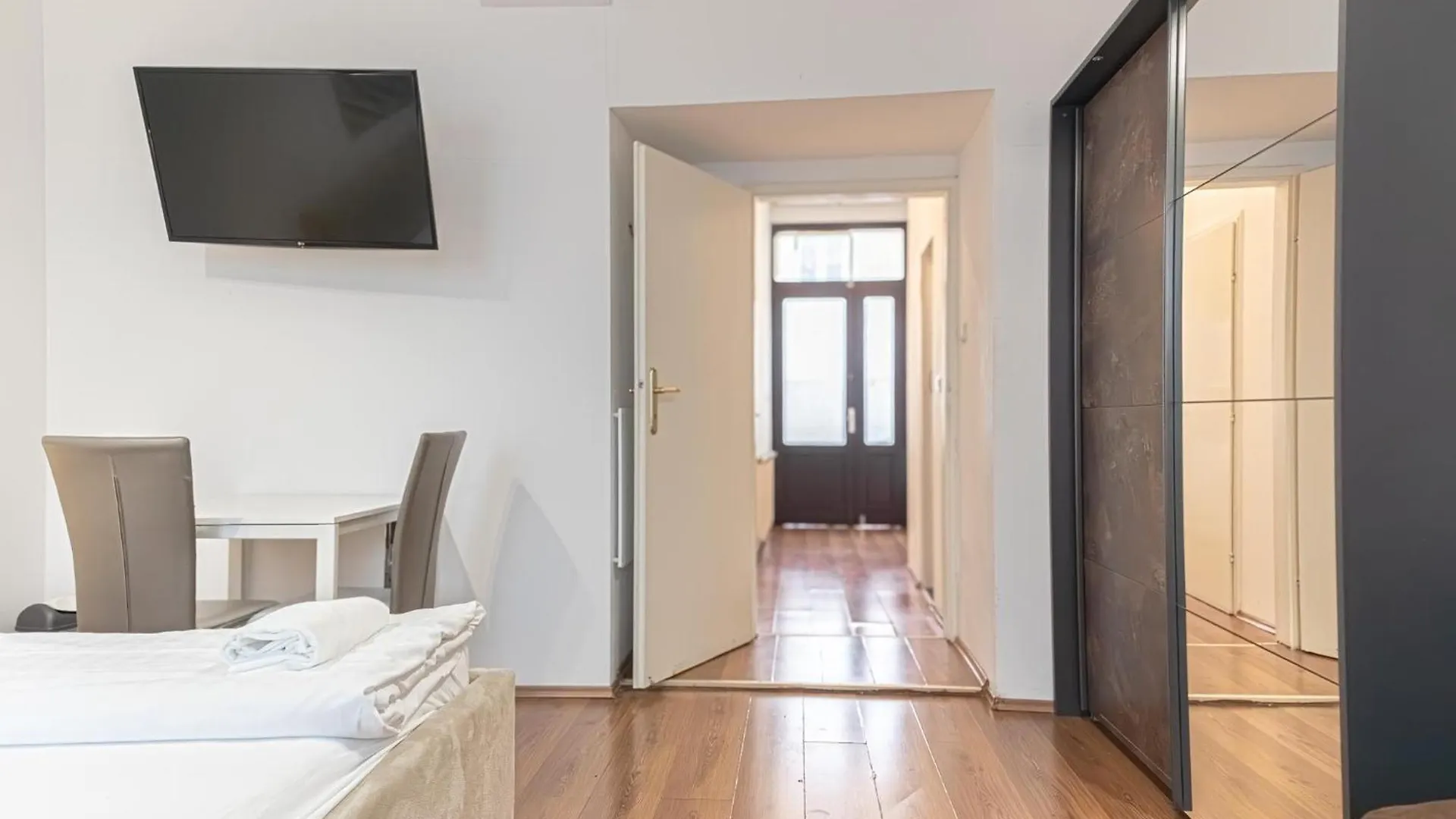 Apartment Comfortable 1Br Apt In Perfect Location Vienna Austria